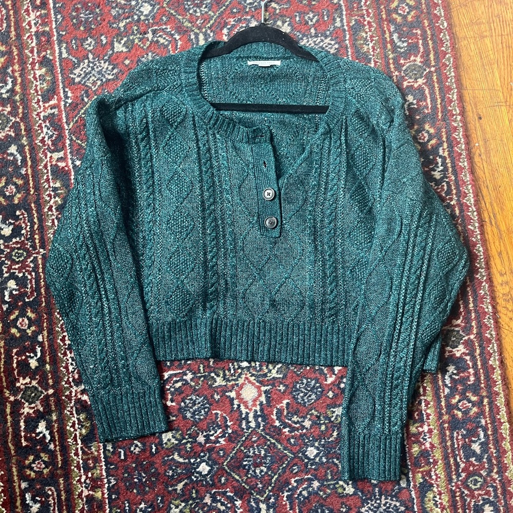 American Eagle Sweater - Picture 3 of 4